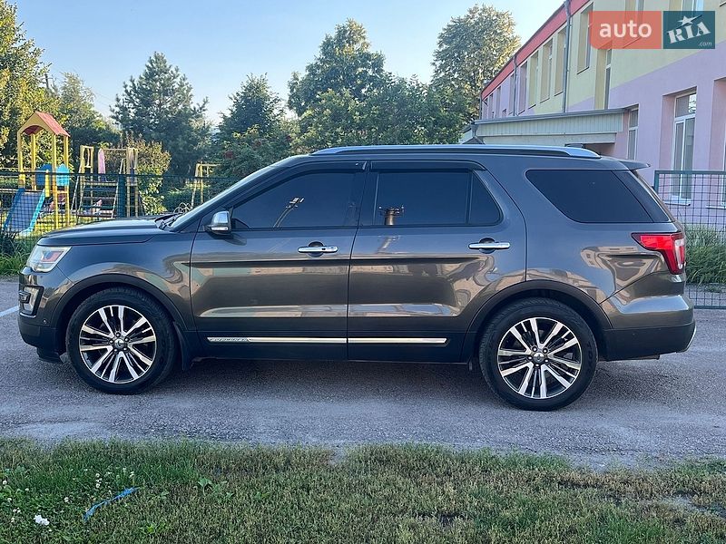 Внедорожник / Кроссовер Ford Explorer 2016 в Обуховке
