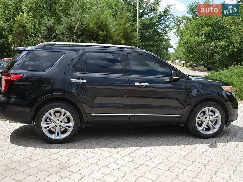 Внедорожник / Кроссовер Ford Explorer 2013 в Павлограде