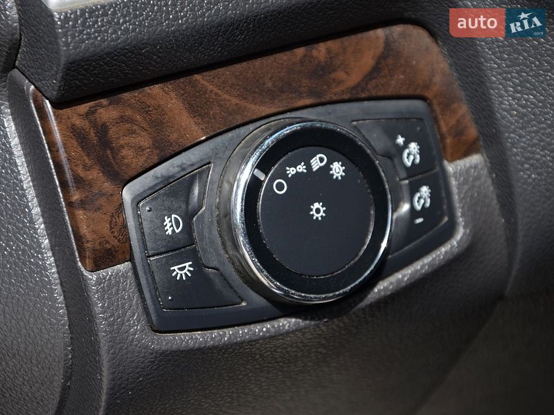 Внедорожник / Кроссовер Ford Explorer 2013 в Павлограде