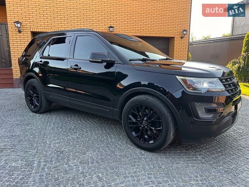 Позашляховик / Кросовер Ford Explorer 2016 в Броварах фото Позашляховик / Кросовер Ford Explorer 2016 в Броварах