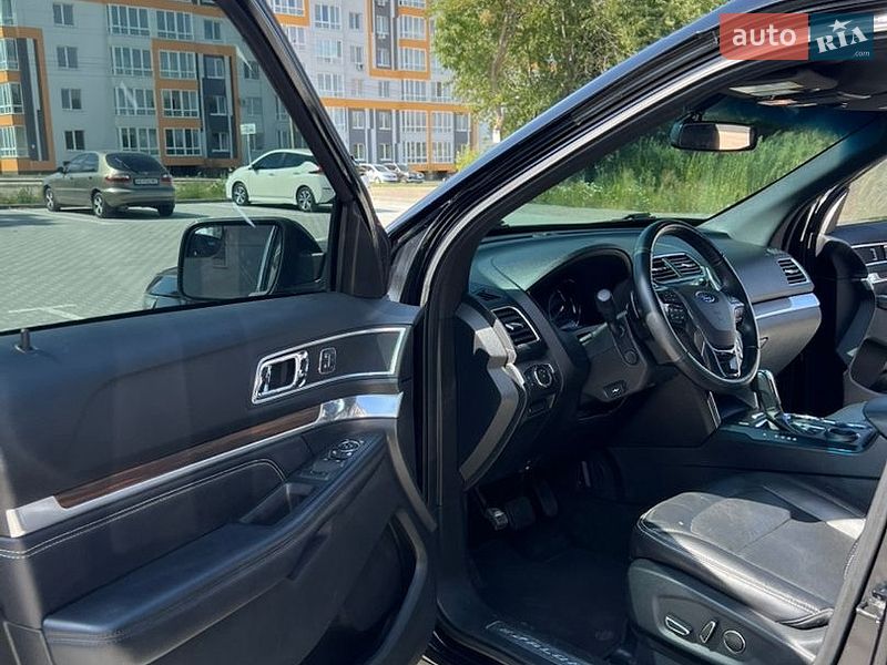 Внедорожник / Кроссовер Ford Explorer 2016 в Виннице