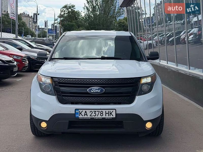 Позашляховик / Кросовер Ford Explorer 2015 в Києві