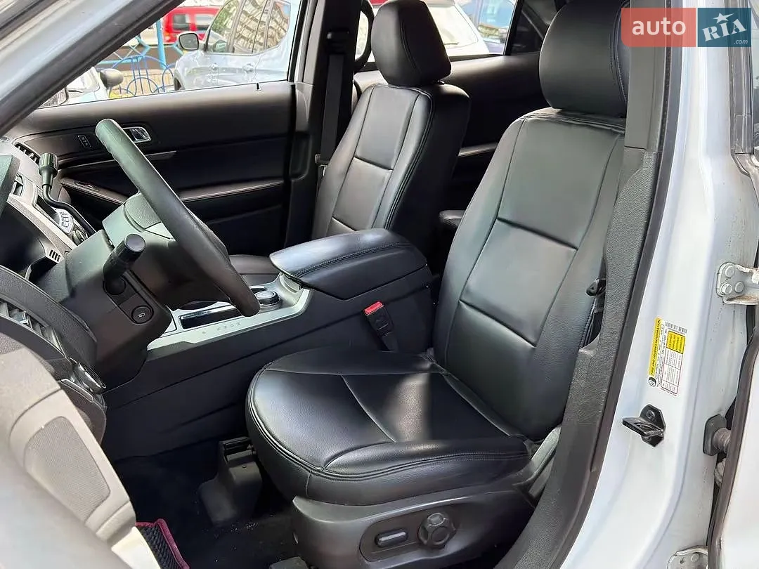 2015 Ford Explorer - мініатюра 12