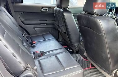 Позашляховик / Кросовер Ford Explorer 2015 в Києві