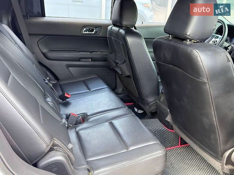Позашляховик / Кросовер Ford Explorer 2015 в Києві