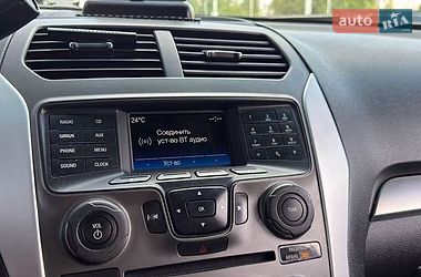 Позашляховик / Кросовер Ford Explorer 2015 в Києві