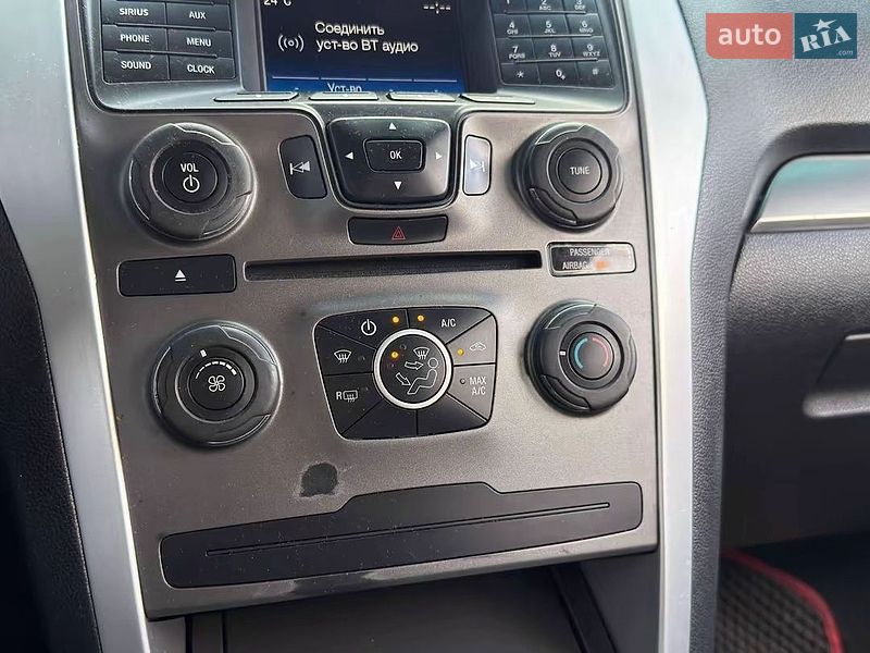Позашляховик / Кросовер Ford Explorer 2015 в Києві