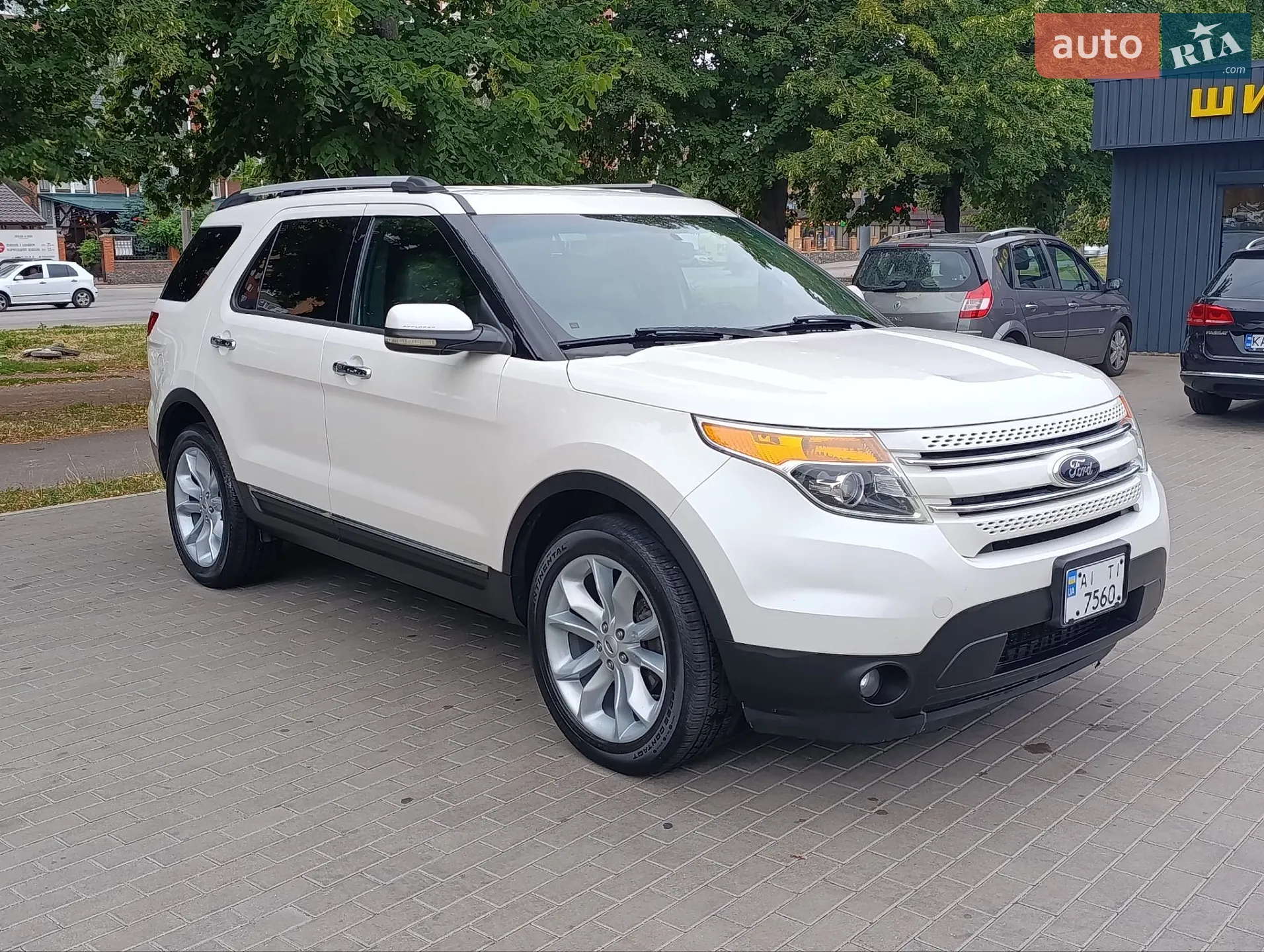 2012 Ford Explorer - мініатюра 4