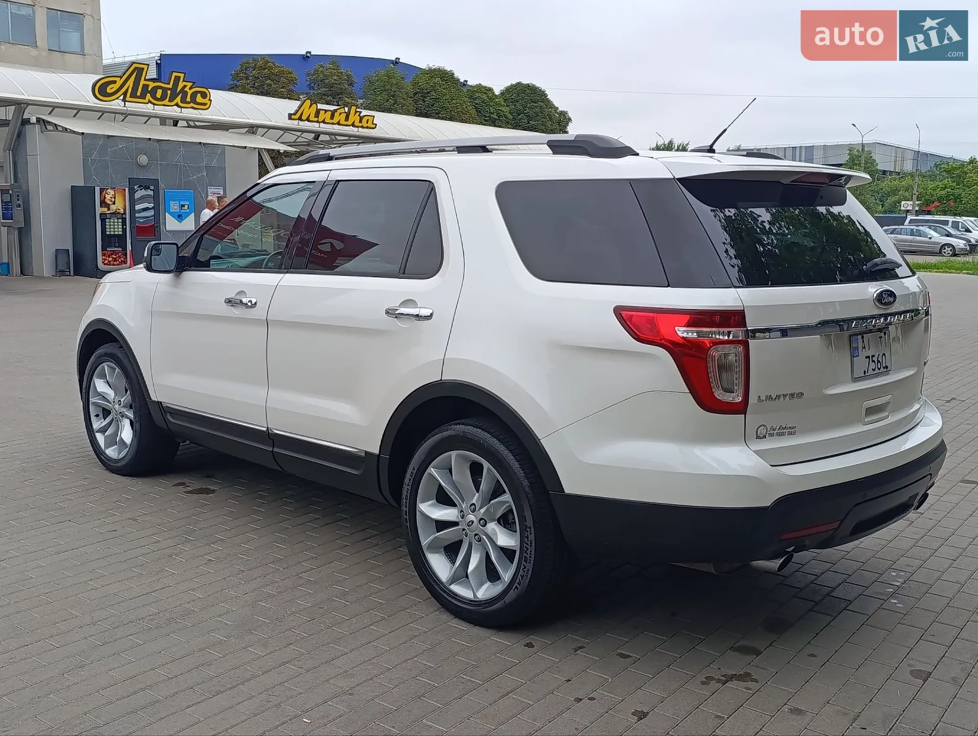 2012 Ford Explorer - мініатюра 11