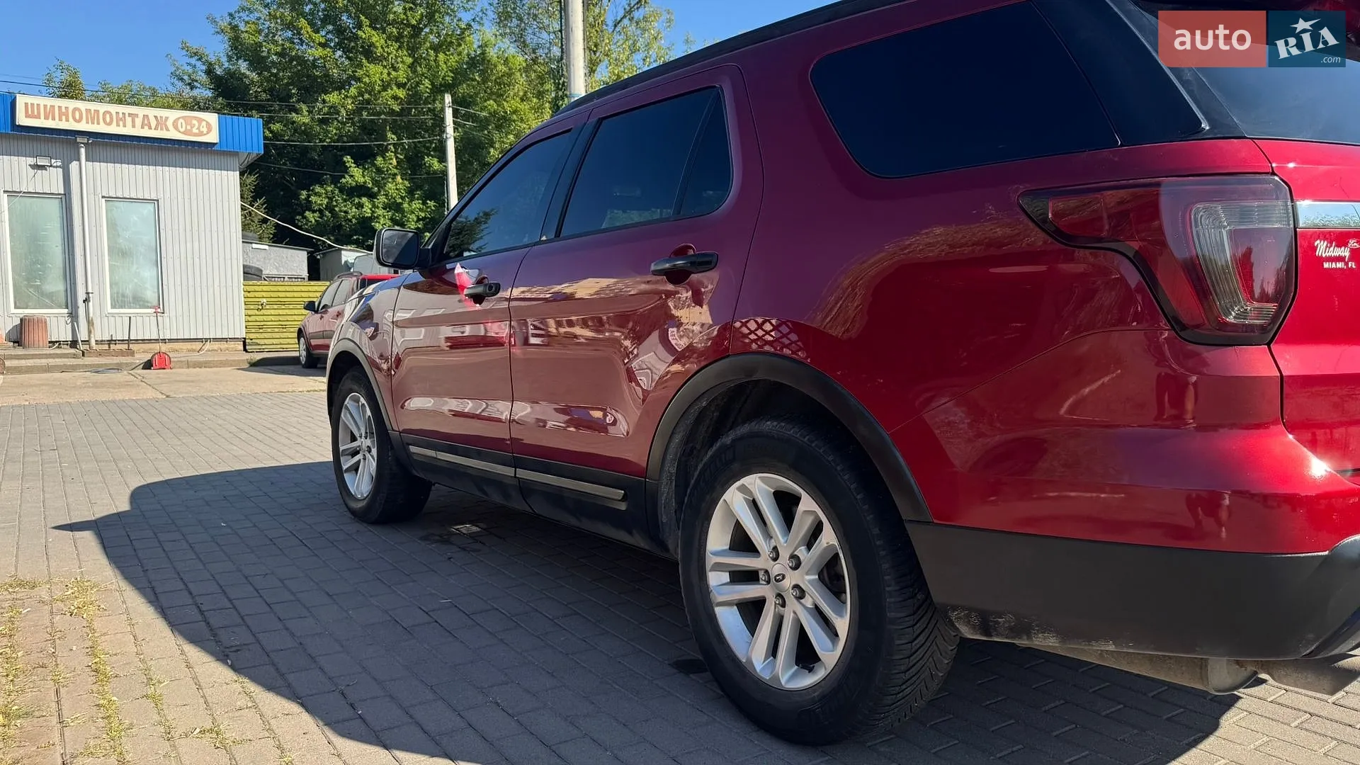 2017 Ford Explorer - мініатюра 11