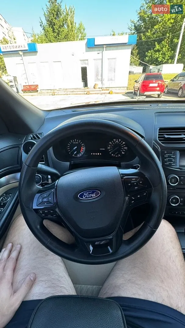 2017 Ford Explorer - мініатюра 31