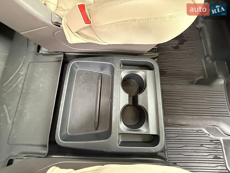 Позашляховик / Кросовер Ford Explorer 2019 в Дніпрі
