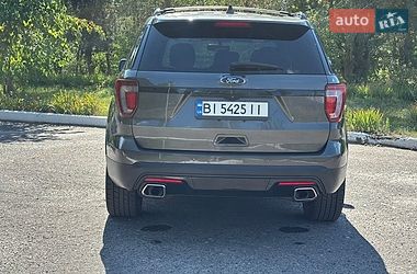 Внедорожник / Кроссовер Ford Explorer 2017 в Полтаве