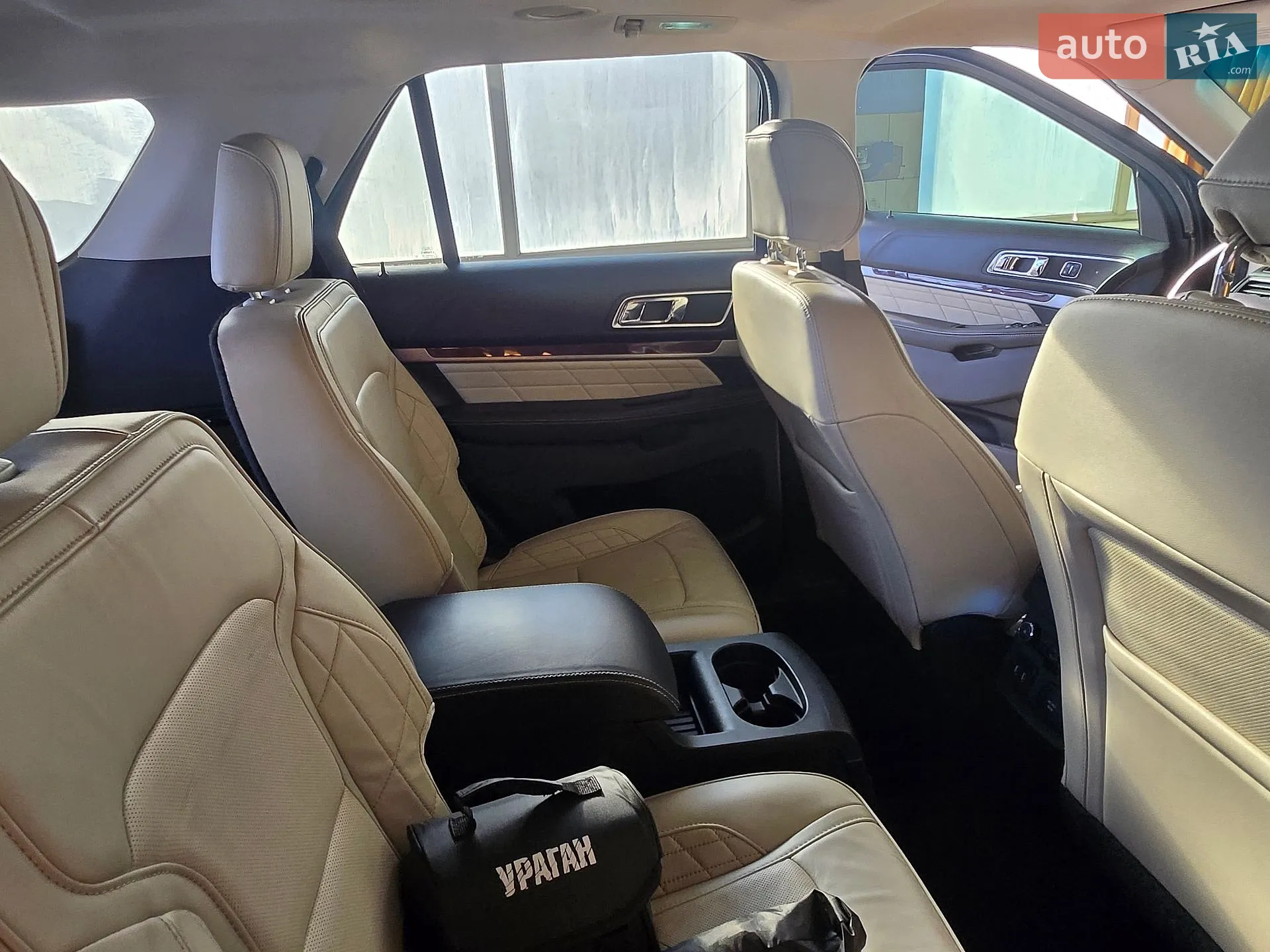 2015 Ford Explorer - мініатюра 20