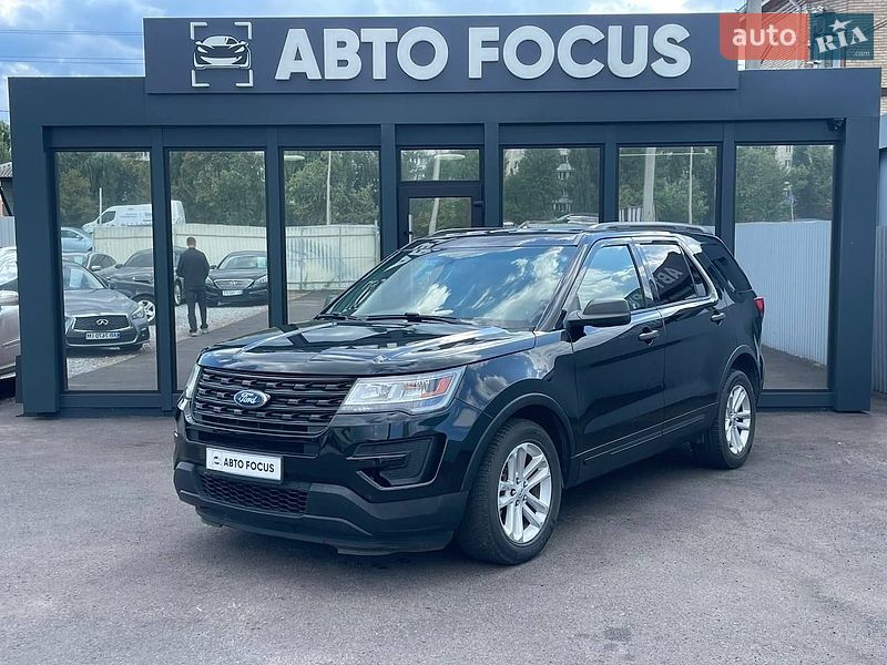 Позашляховик / Кросовер Ford Explorer 2015 в Києві