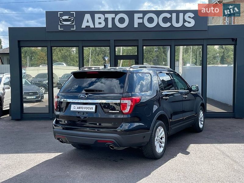 Позашляховик / Кросовер Ford Explorer 2015 в Києві