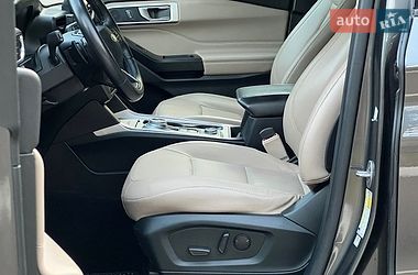 Позашляховик / Кросовер Ford Explorer 2020 в Рівному