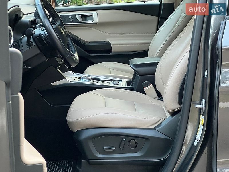 Позашляховик / Кросовер Ford Explorer 2020 в Рівному