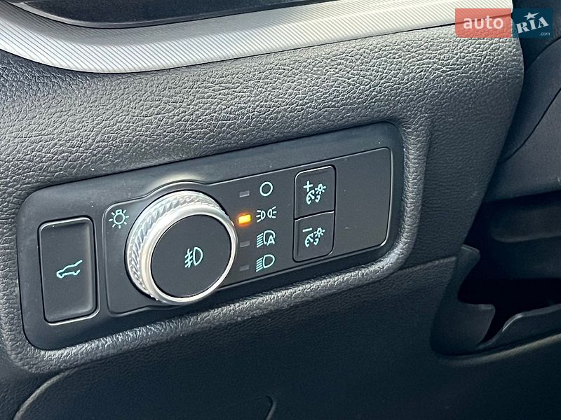 Позашляховик / Кросовер Ford Explorer 2020 в Рівному