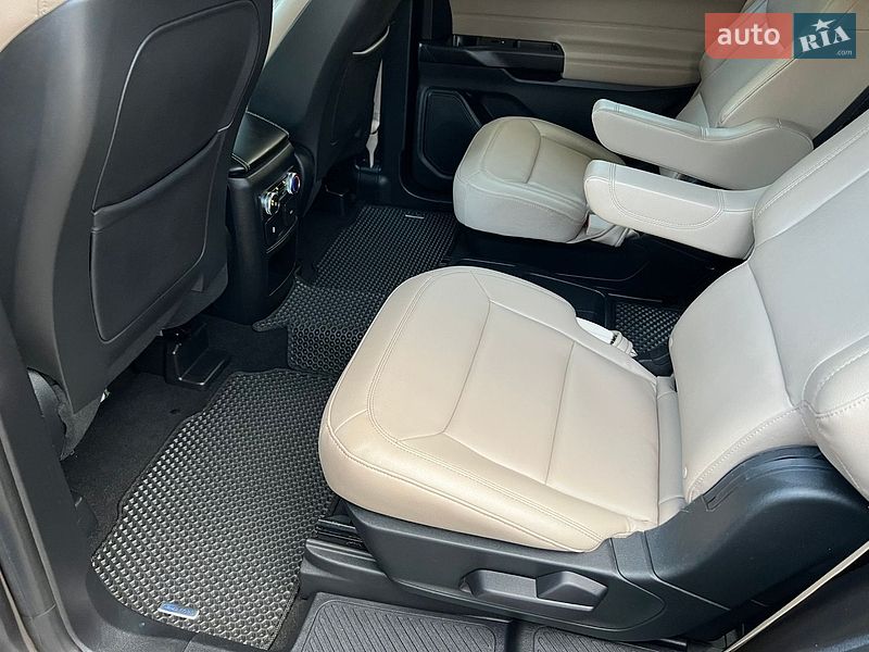 Позашляховик / Кросовер Ford Explorer 2020 в Рівному
