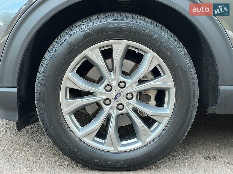Позашляховик / Кросовер Ford Explorer 2020 в Рівному