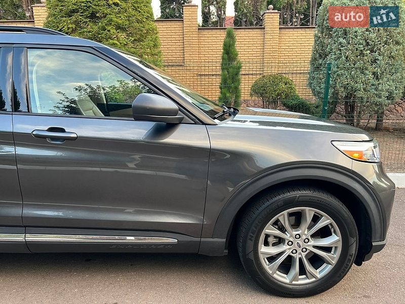 Позашляховик / Кросовер Ford Explorer 2020 в Рівному