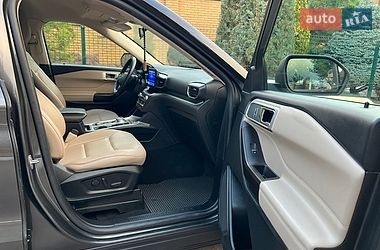 Позашляховик / Кросовер Ford Explorer 2020 в Рівному
