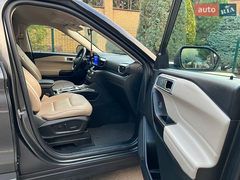 Позашляховик / Кросовер Ford Explorer 2020 в Рівному