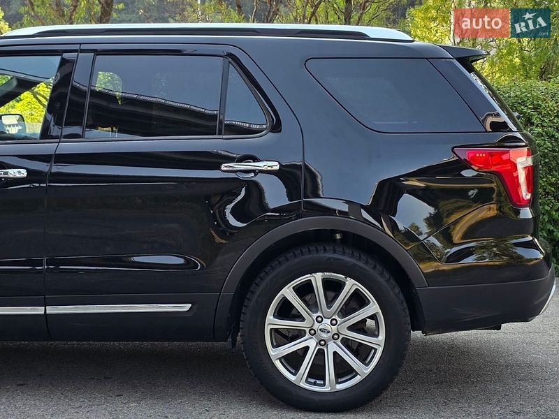 Внедорожник / Кроссовер Ford Explorer 2017 в Киеве