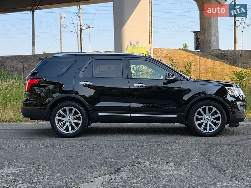 Внедорожник / Кроссовер Ford Explorer 2017 в Киеве