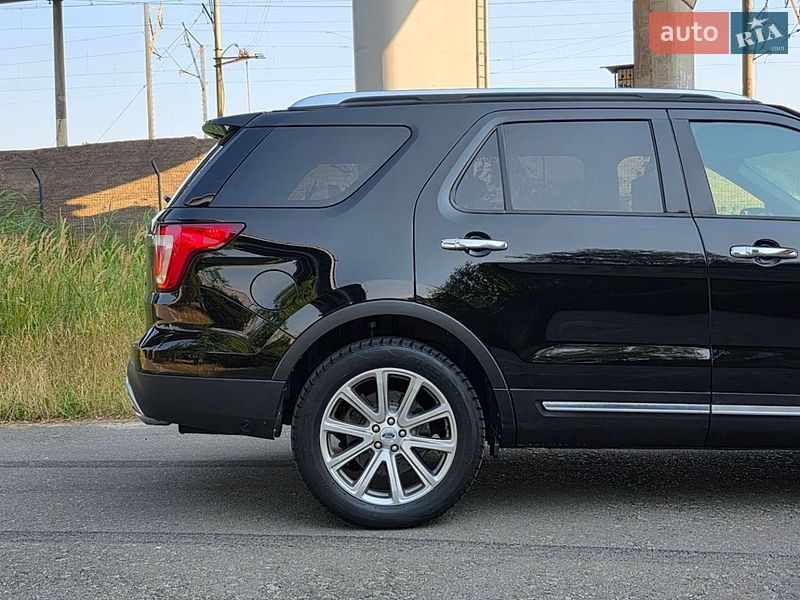 Внедорожник / Кроссовер Ford Explorer 2017 в Киеве