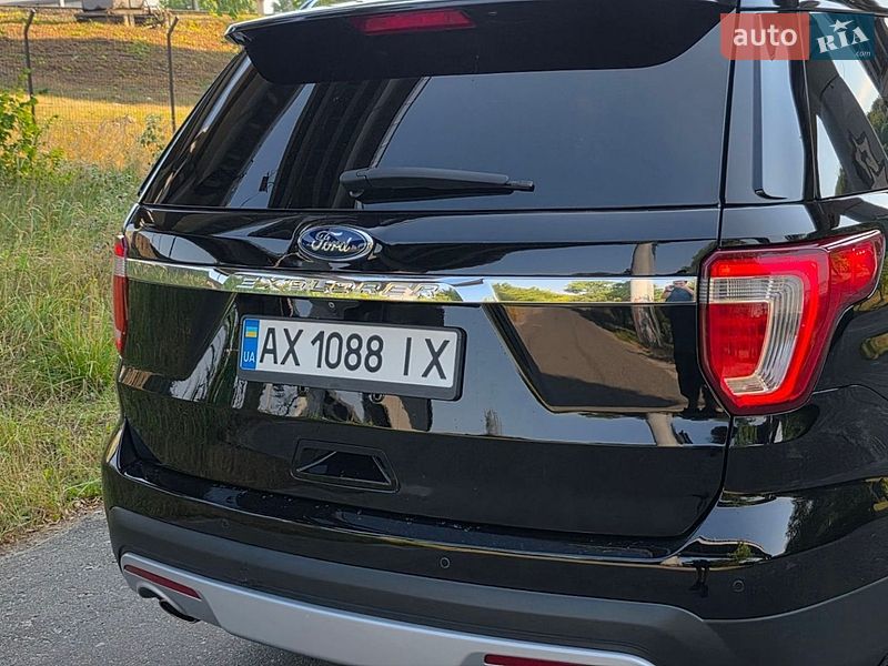 Позашляховик / Кросовер Ford Explorer 2017 в Києві