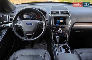 Внедорожник / Кроссовер Ford Explorer 2017 в Киеве