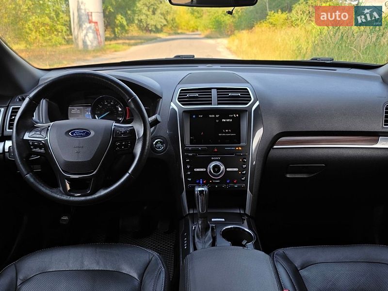 Внедорожник / Кроссовер Ford Explorer 2017 в Киеве