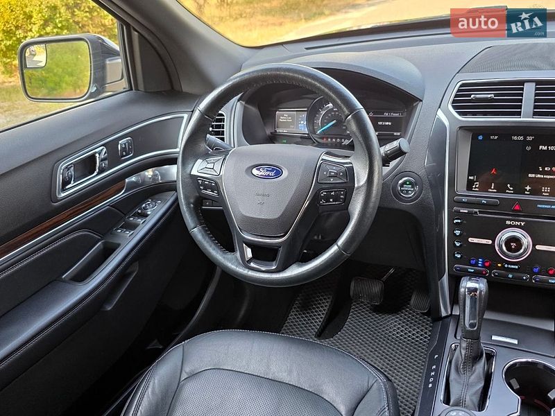 Внедорожник / Кроссовер Ford Explorer 2017 в Киеве