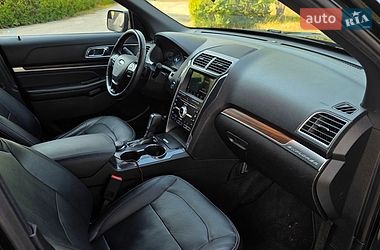 Позашляховик / Кросовер Ford Explorer 2017 в Києві
