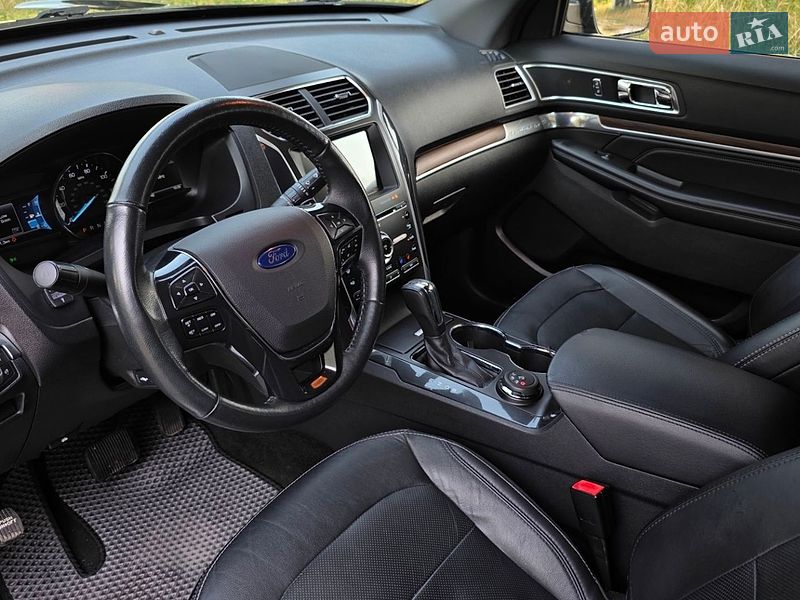 Внедорожник / Кроссовер Ford Explorer 2017 в Киеве