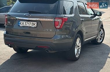 Позашляховик / Кросовер Ford Explorer 2017 в Києві