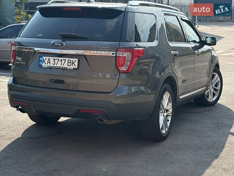 Позашляховик / Кросовер Ford Explorer 2017 в Києві