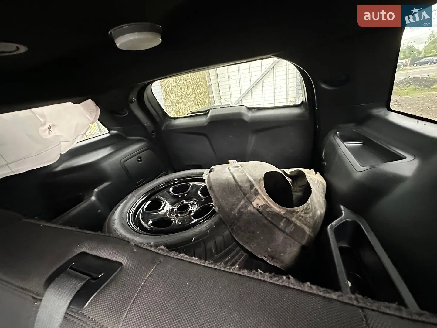 2017 Ford Explorer - мініатюра 27