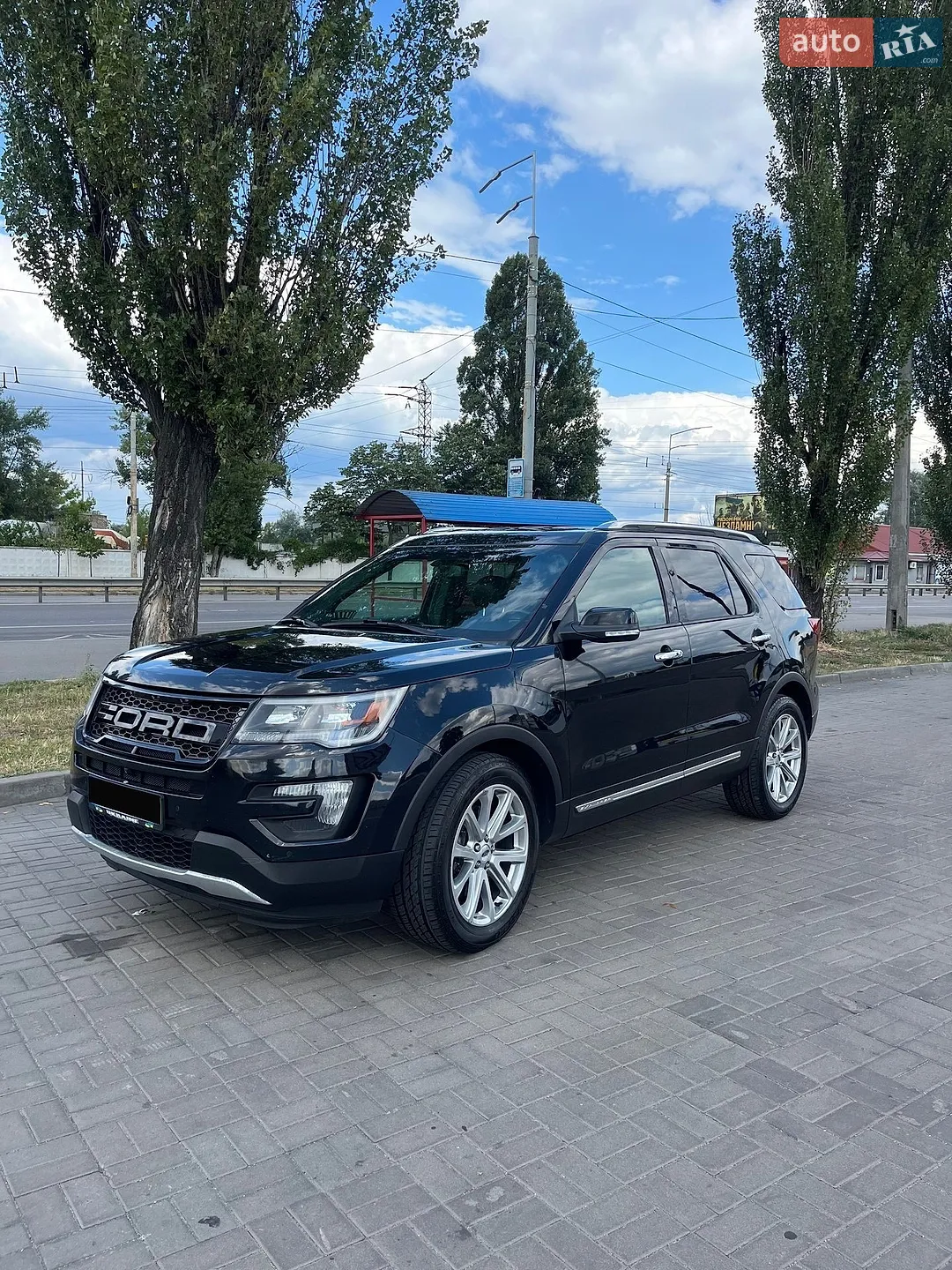 2017 Ford Explorer - мініатюра 4