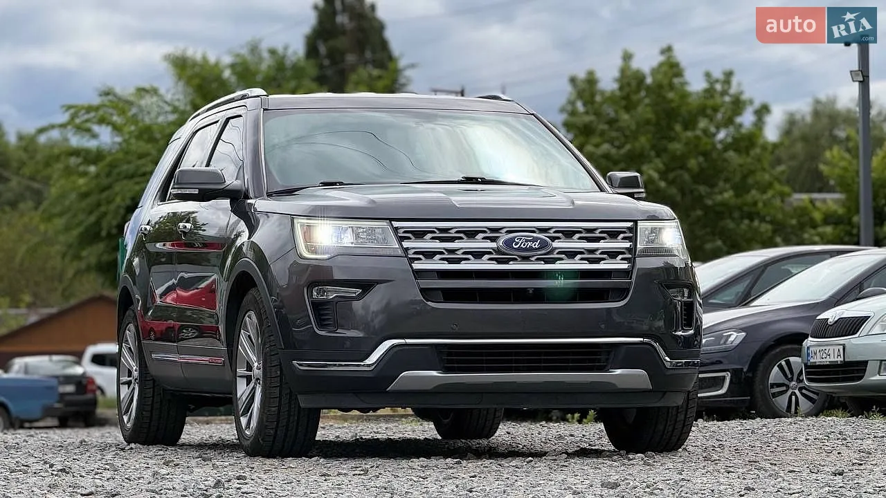 2017 Ford Explorer - фото 1