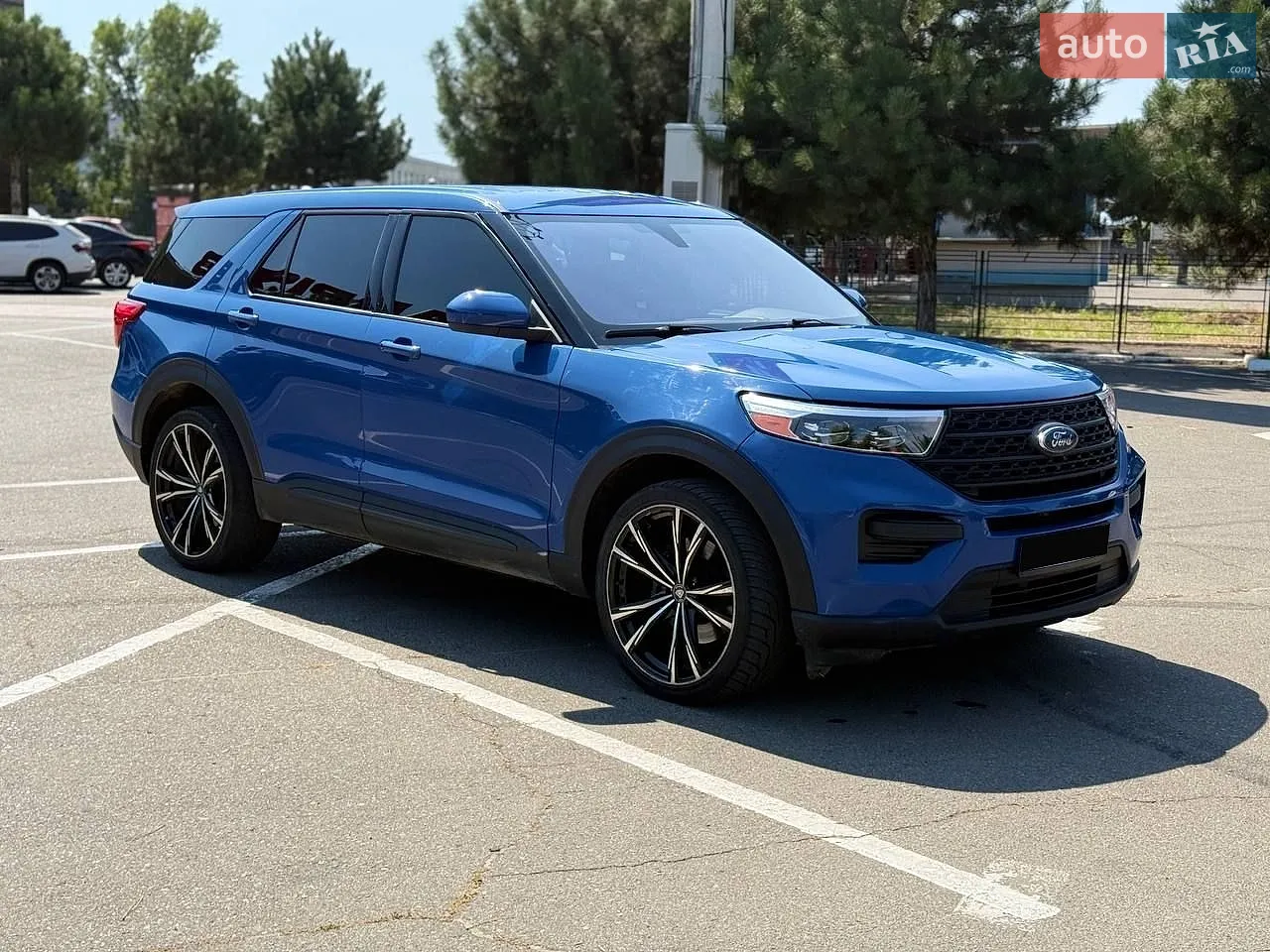 2021 Ford Explorer - мініатюра 8