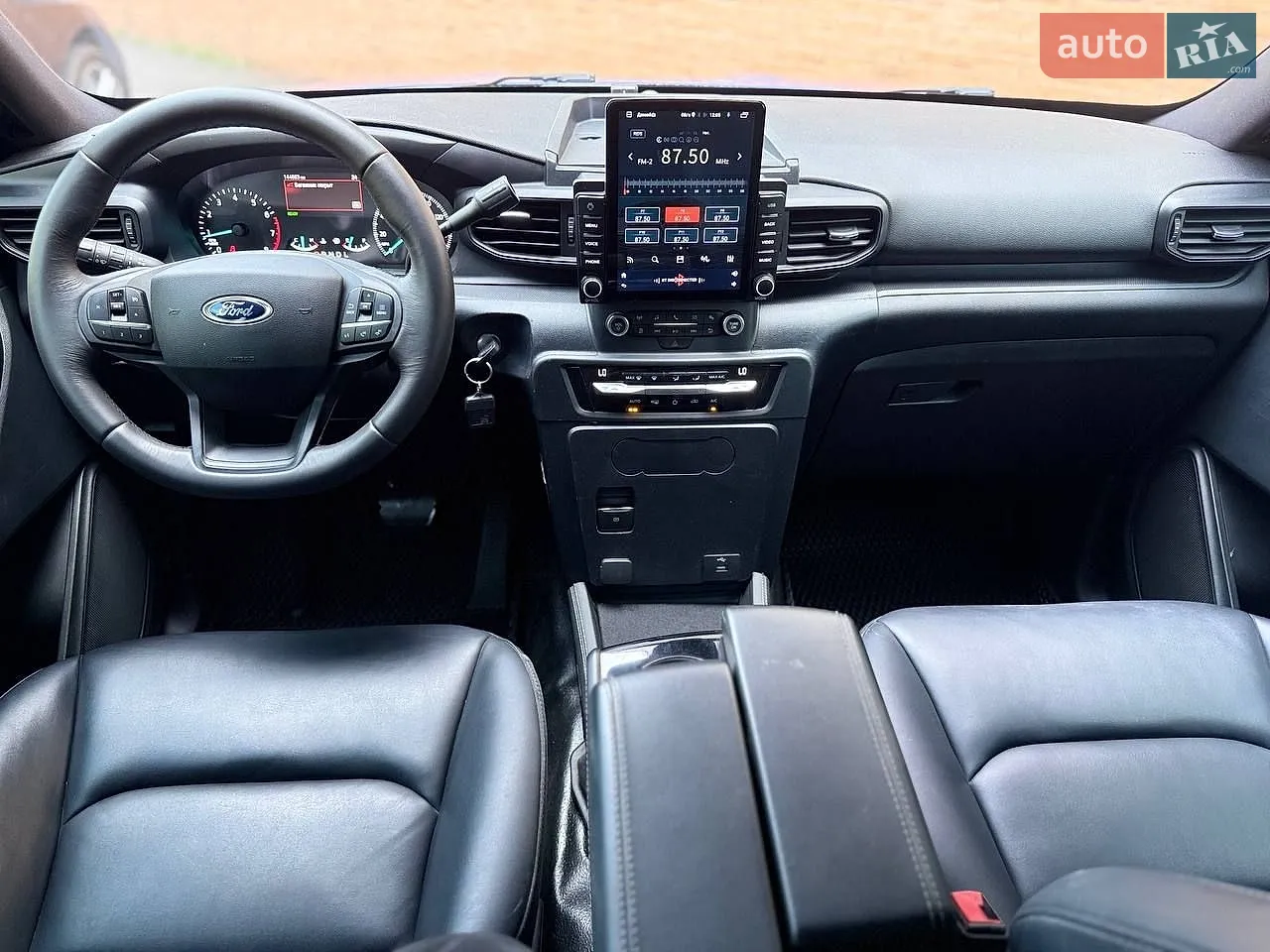 2021 Ford Explorer - мініатюра 16