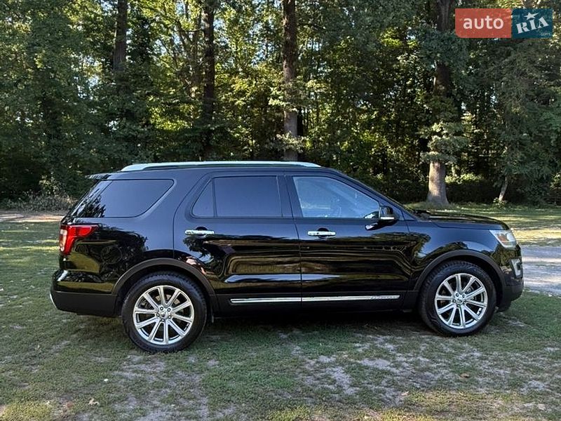 Внедорожник / Кроссовер Ford Explorer 2016 в Львове