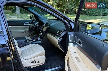 Внедорожник / Кроссовер Ford Explorer 2016 в Львове