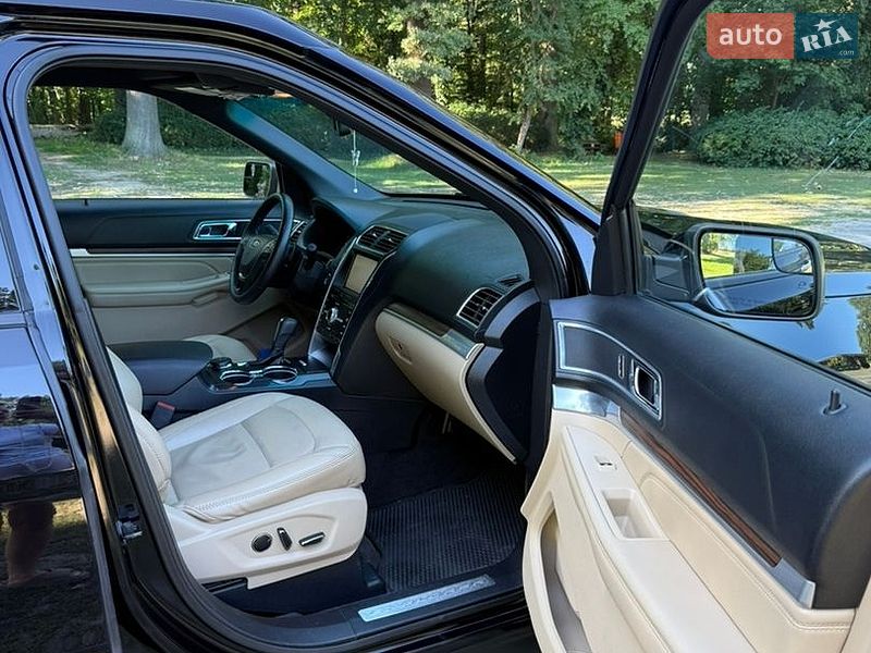 Внедорожник / Кроссовер Ford Explorer 2016 в Львове