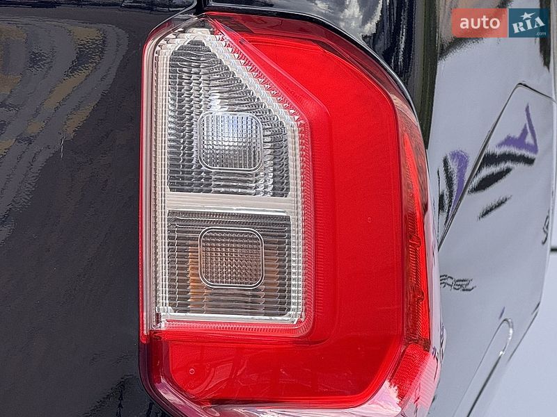 Внедорожник / Кроссовер Ford Explorer 2020 в Киеве