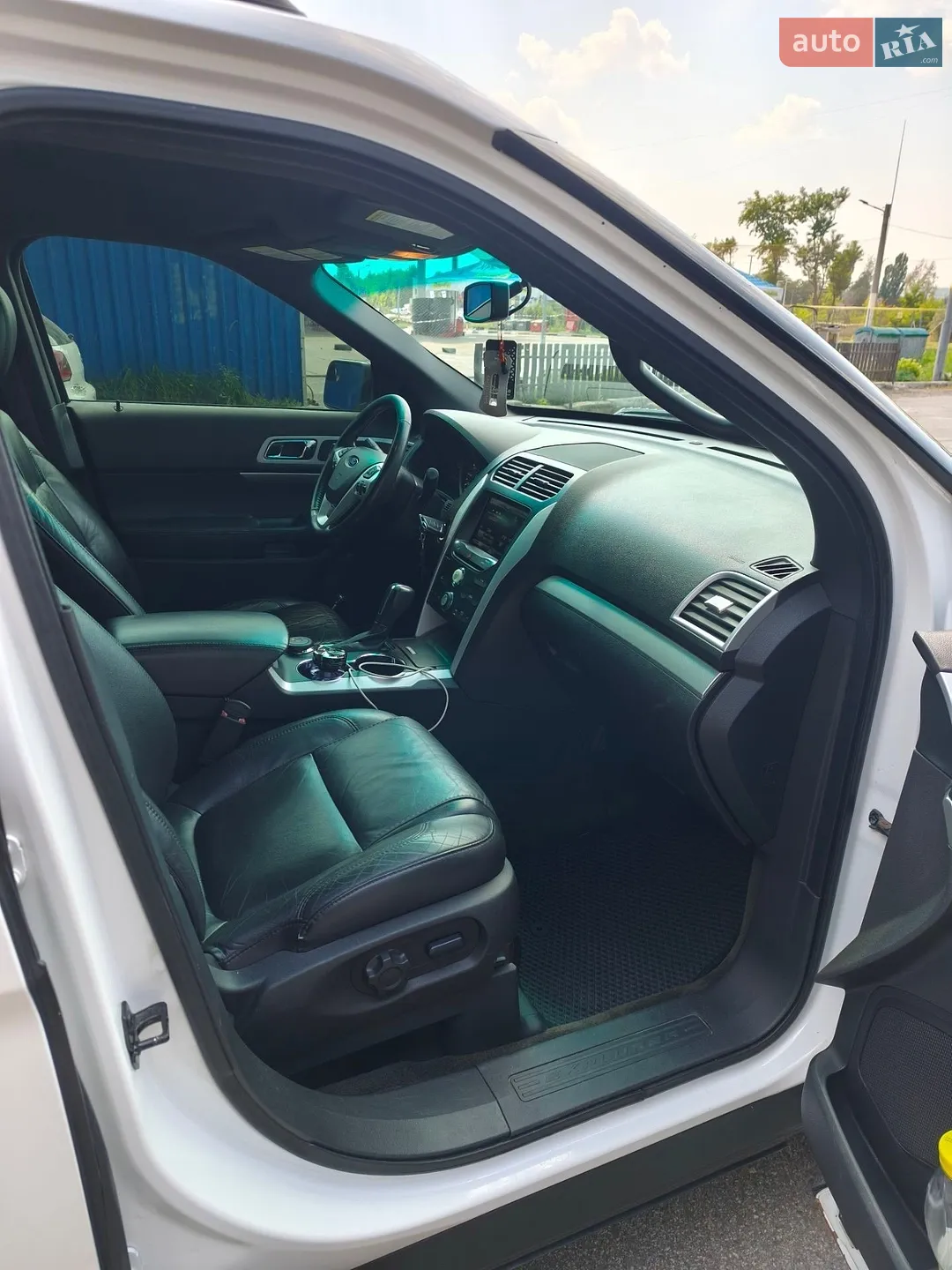 2014 Ford Explorer - мініатюра 9