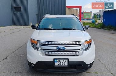 Позашляховик / Кросовер Ford Explorer 2014 в Харкові Позашляховик / Кросовер Ford Explorer 2014 в Харкові